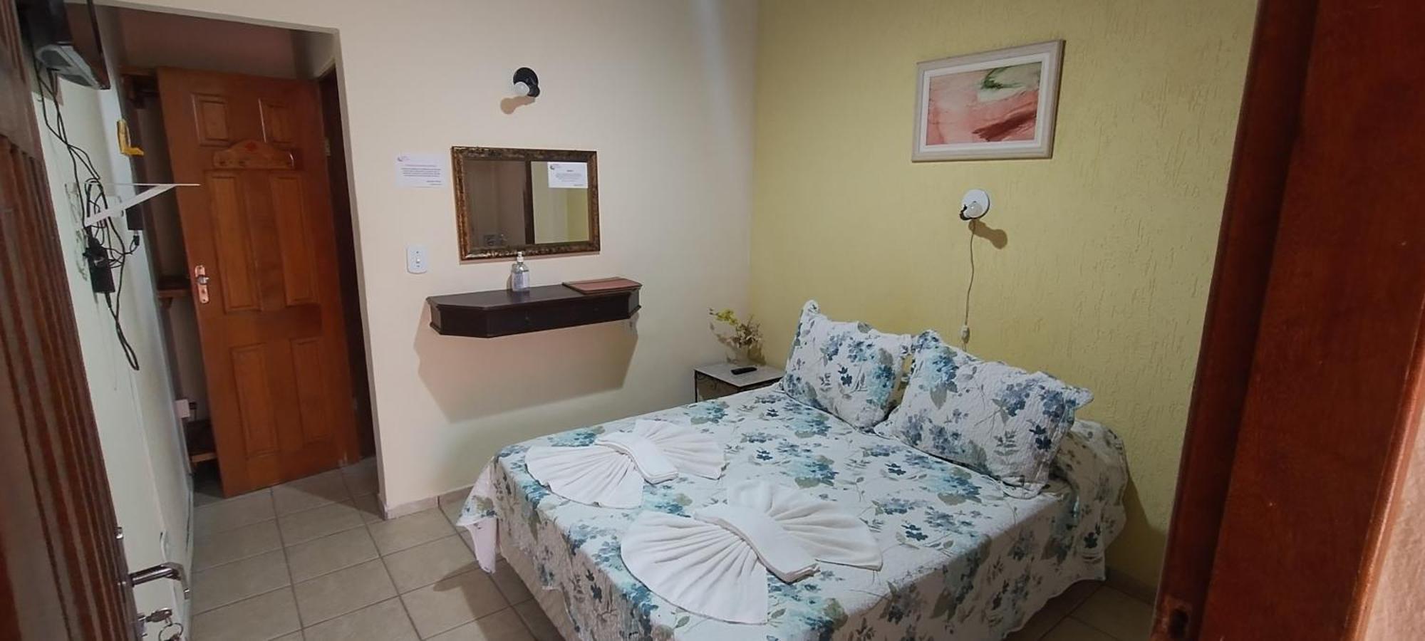 Hospedagem Vila Rica - 500M Do Centro De Cunha Sp エクステリア 写真