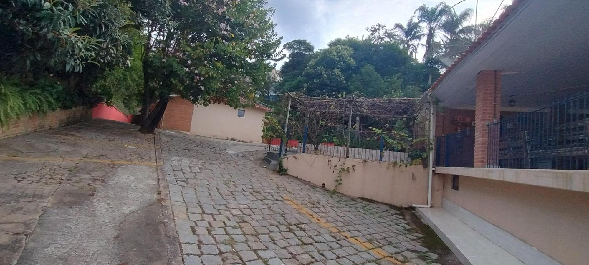 Hospedagem Vila Rica - 500M Do Centro De Cunha Sp エクステリア 写真